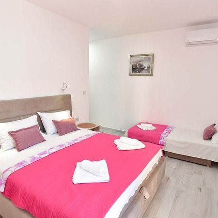 בודווה Villa Ines מראה חיצוני תמונה